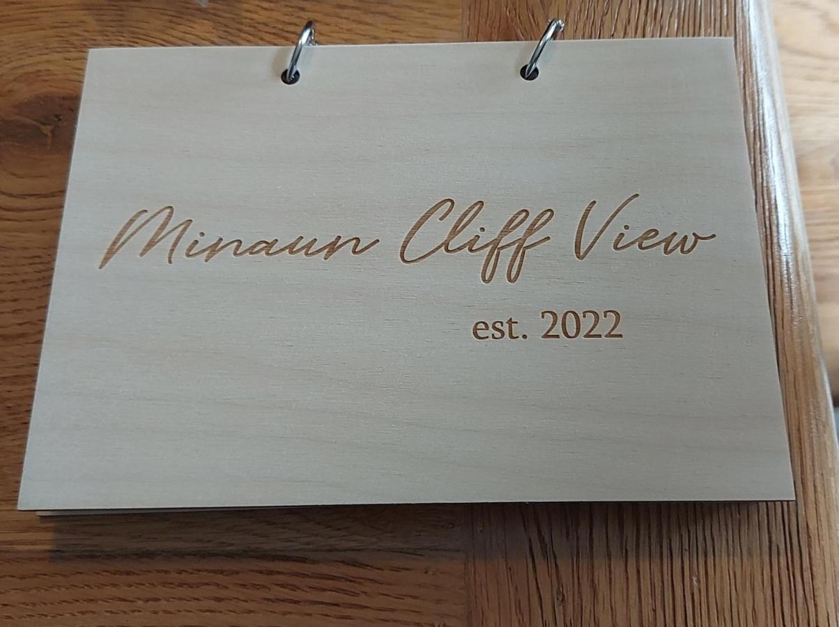 Ferienwohnung Minaun Cliff View Keel  Exterior foto